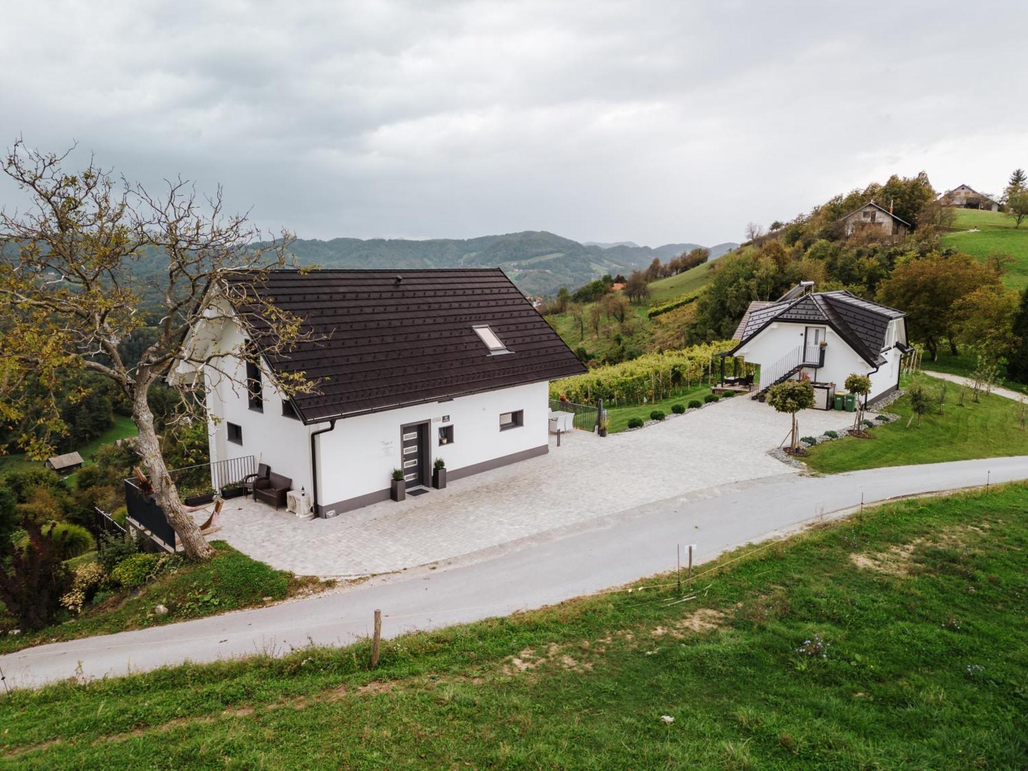 Tanja S Holiday Home In Nature With Sauna And Hot Tub Gorica pri Slivnici Dış mekan fotoğraf